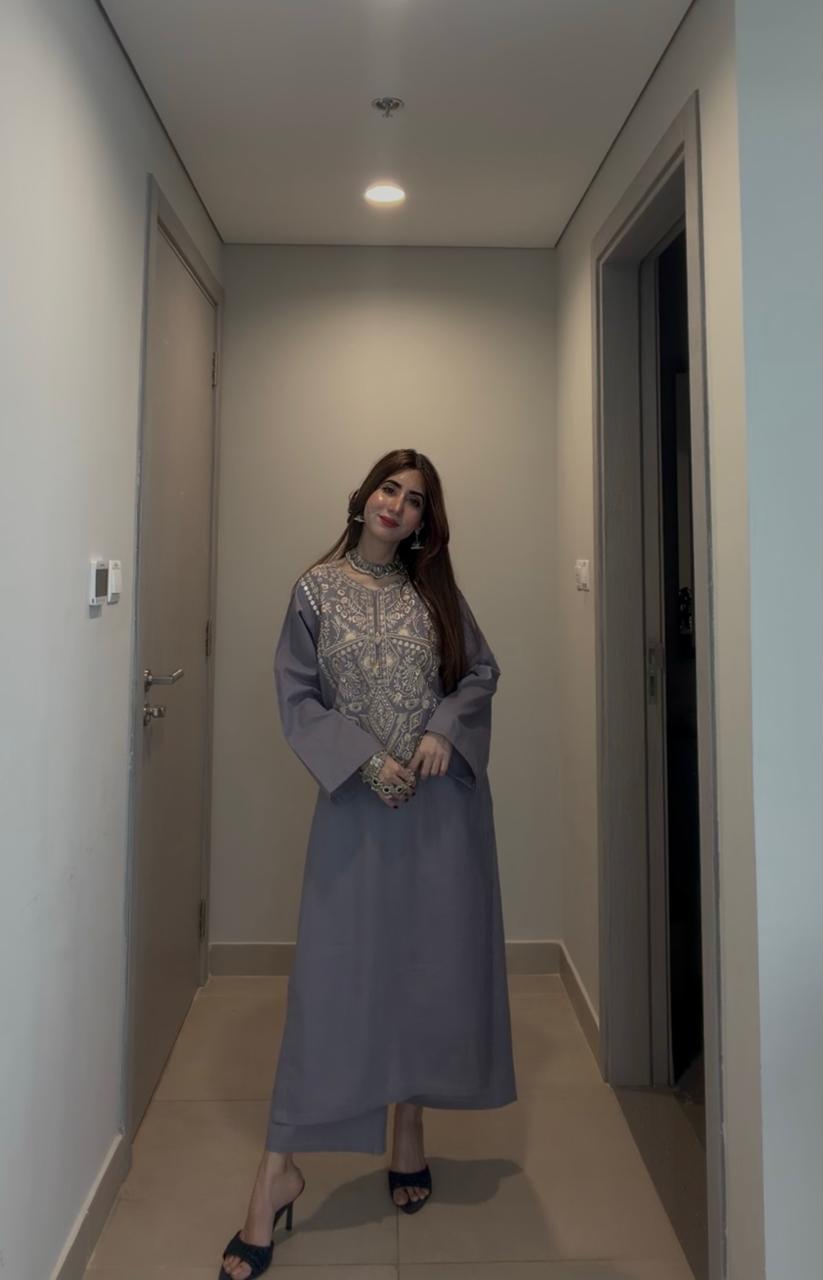 DAIM EID LAWN SET - Desi Rang