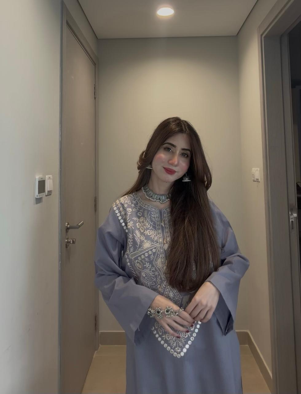 DAIM EID LAWN SET - Desi Rang