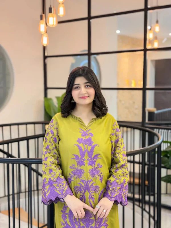 FAHMI EID HEAVY EMB SET - Desi Rang